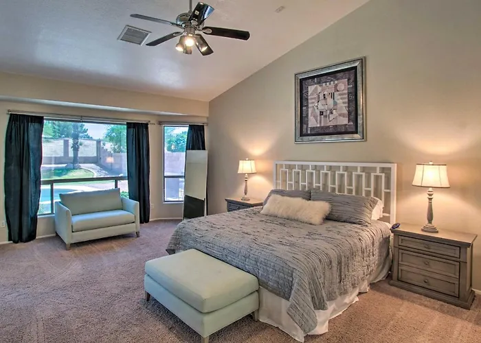 Pool, Hot Tub & Grill: Spacious Retreat * Chandler
